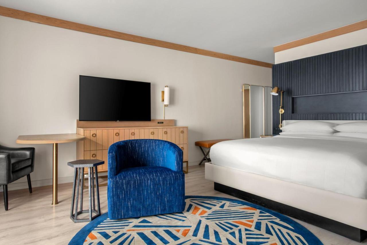 Отель Marina Del Rey Marriott Лос-Анджелес Экстерьер фото