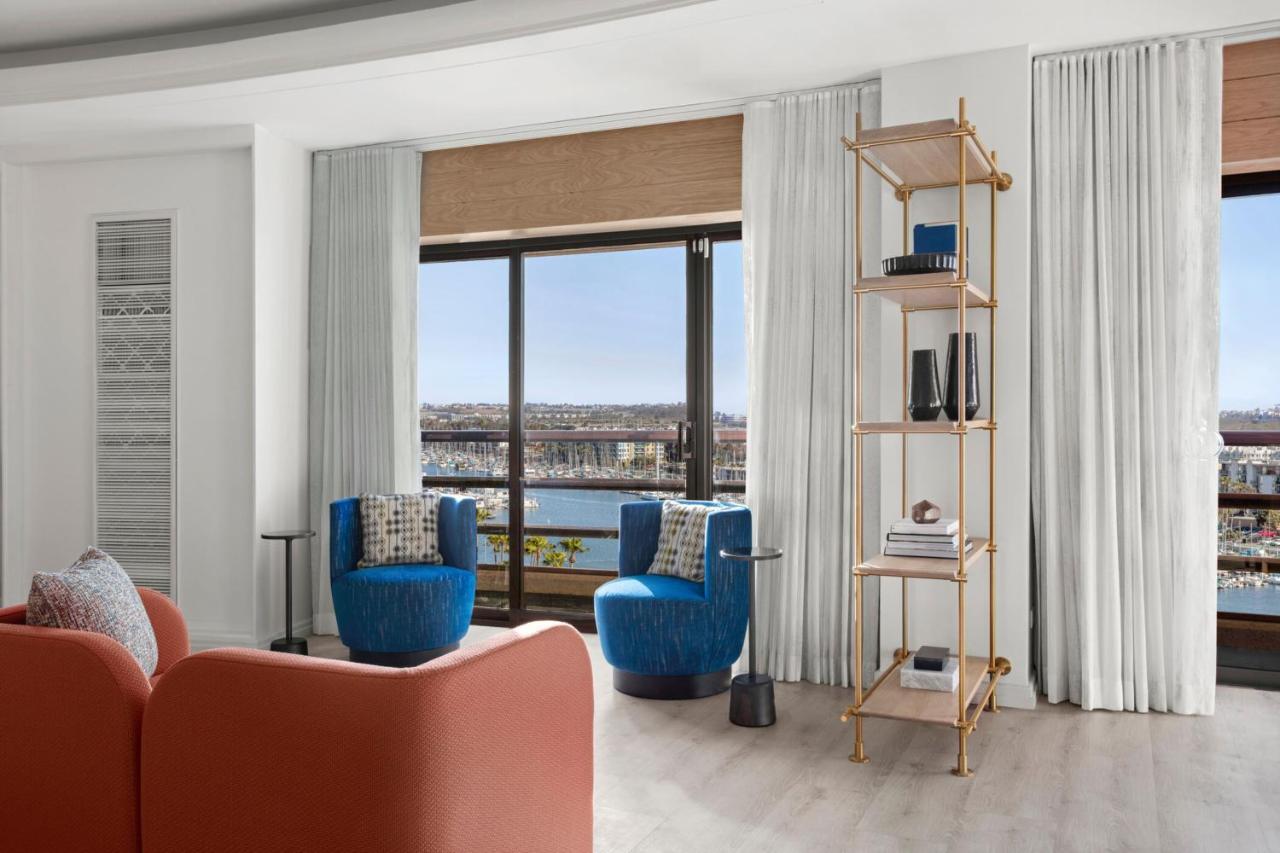 Отель Marina Del Rey Marriott Лос-Анджелес Экстерьер фото