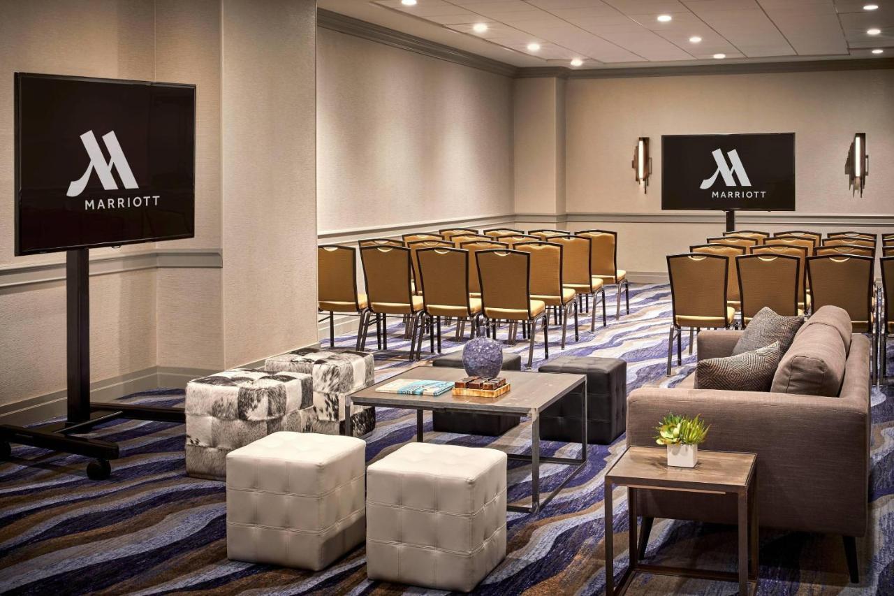 Отель Marina Del Rey Marriott Лос-Анджелес Экстерьер фото