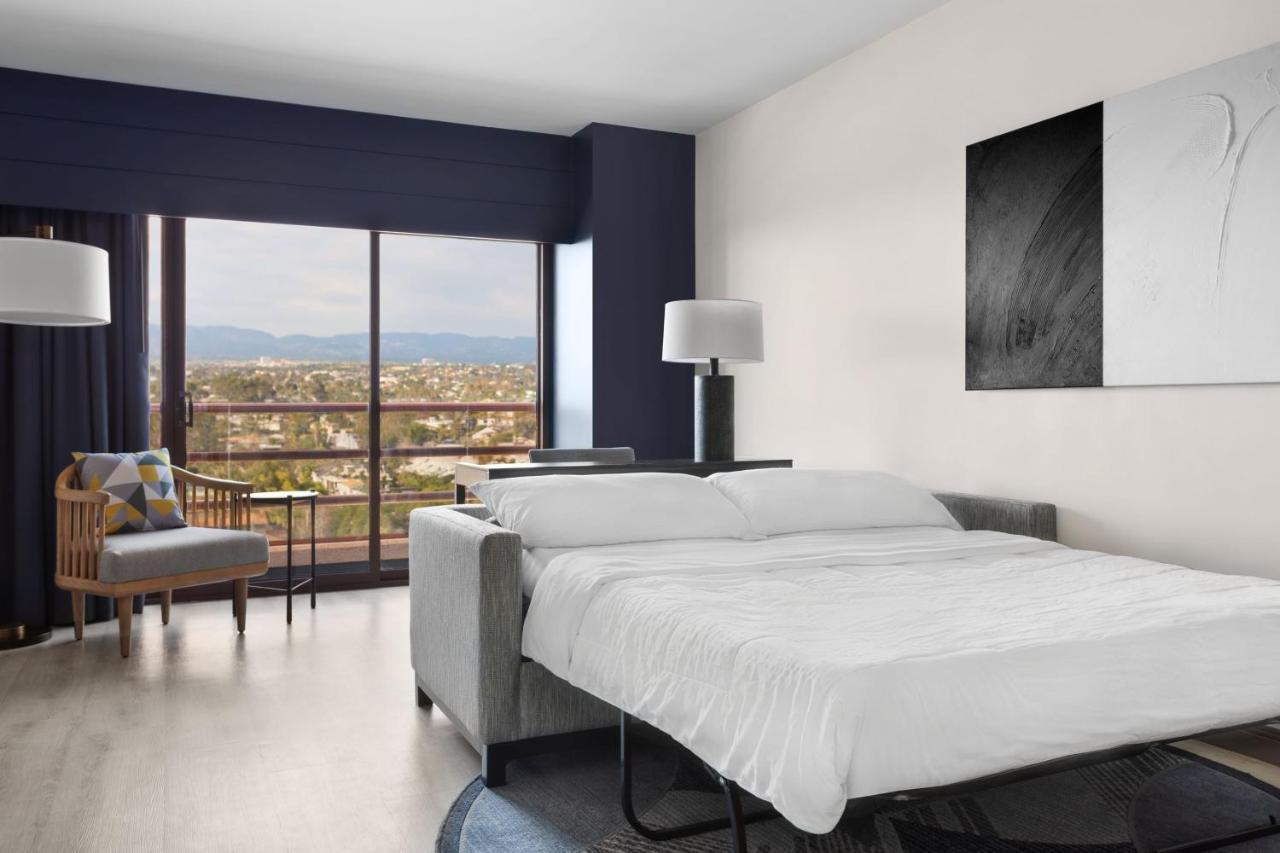 Отель Marina Del Rey Marriott Лос-Анджелес Экстерьер фото
