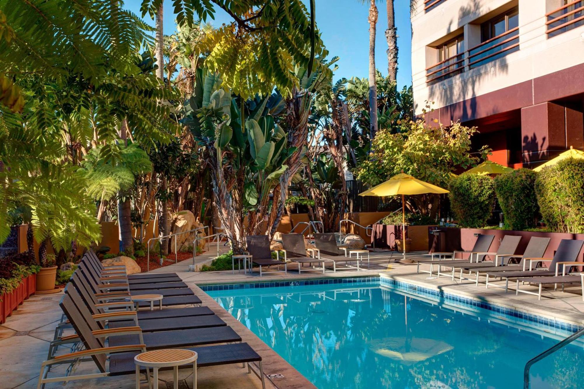 Отель Marina Del Rey Marriott Лос-Анджелес Экстерьер фото