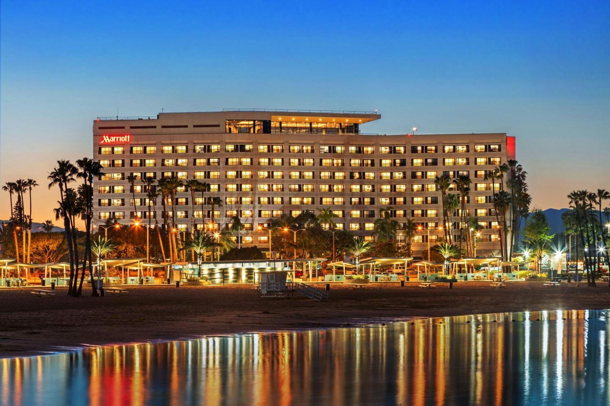 Отель Marina Del Rey Marriott Лос-Анджелес Экстерьер фото